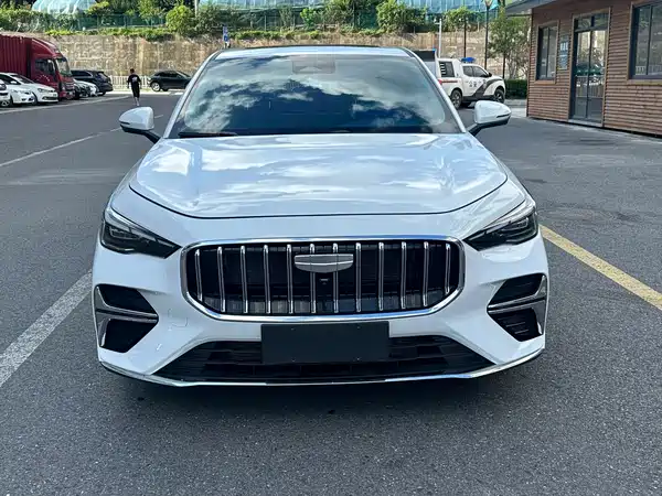 Geely Emgrand 2026