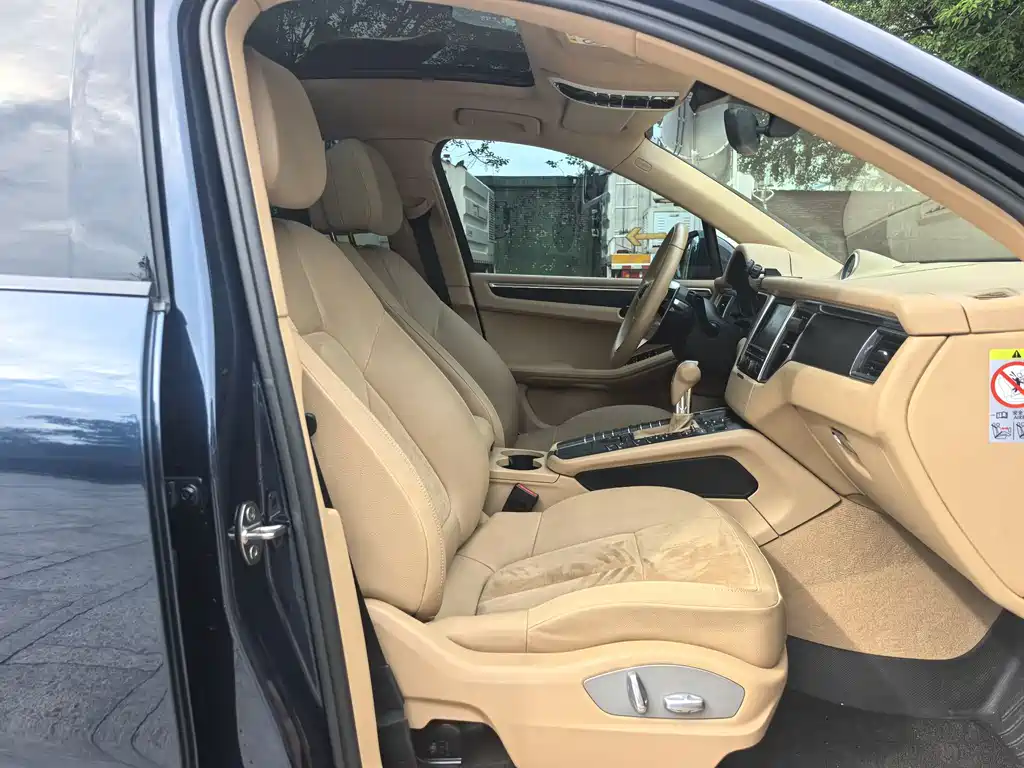 Porsche Macan 2015 — фото 13