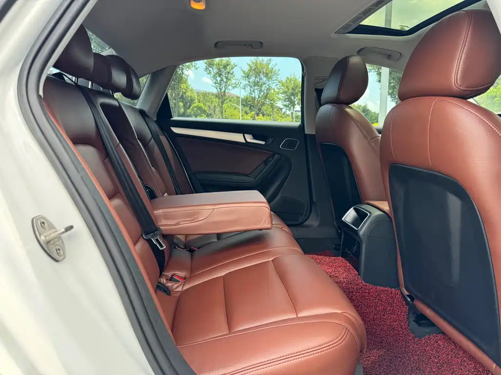 Audi A4L 2016