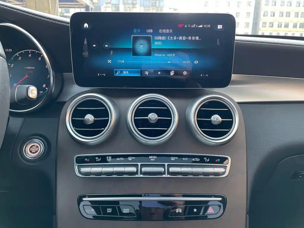 Mercedes-Benz GLC 2022 — фото 15