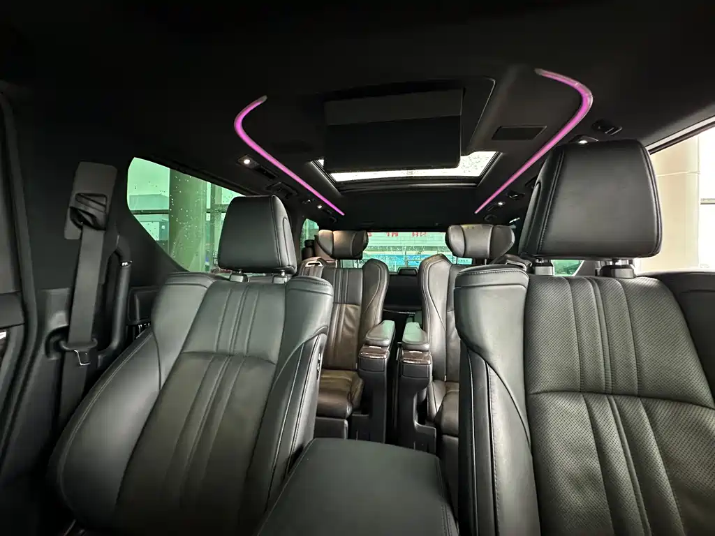Toyota Alphard 2021 — фото 14