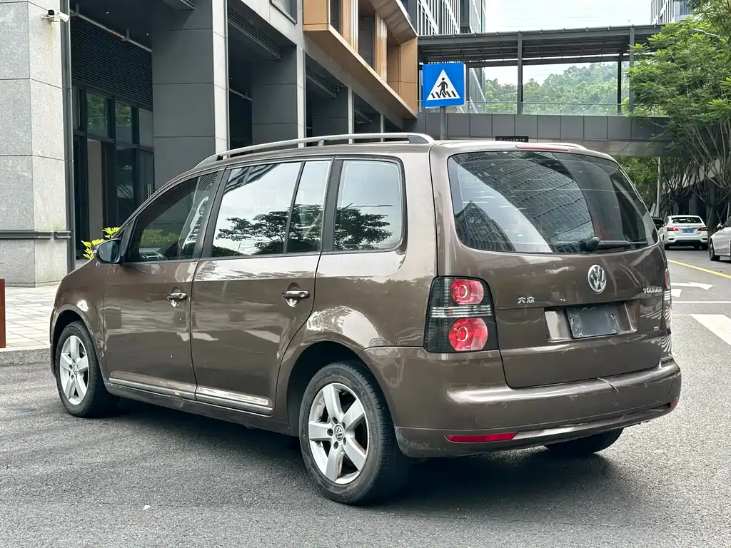 Volkswagen Touran 2013