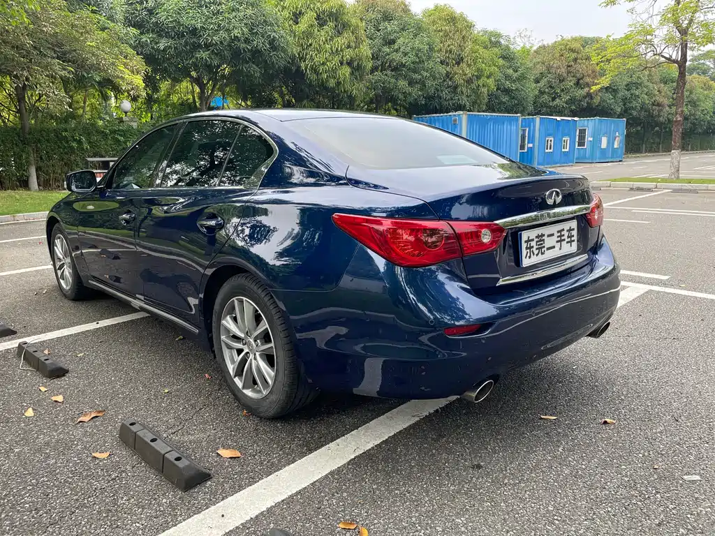Infiniti Q50L 2017 — фото 16