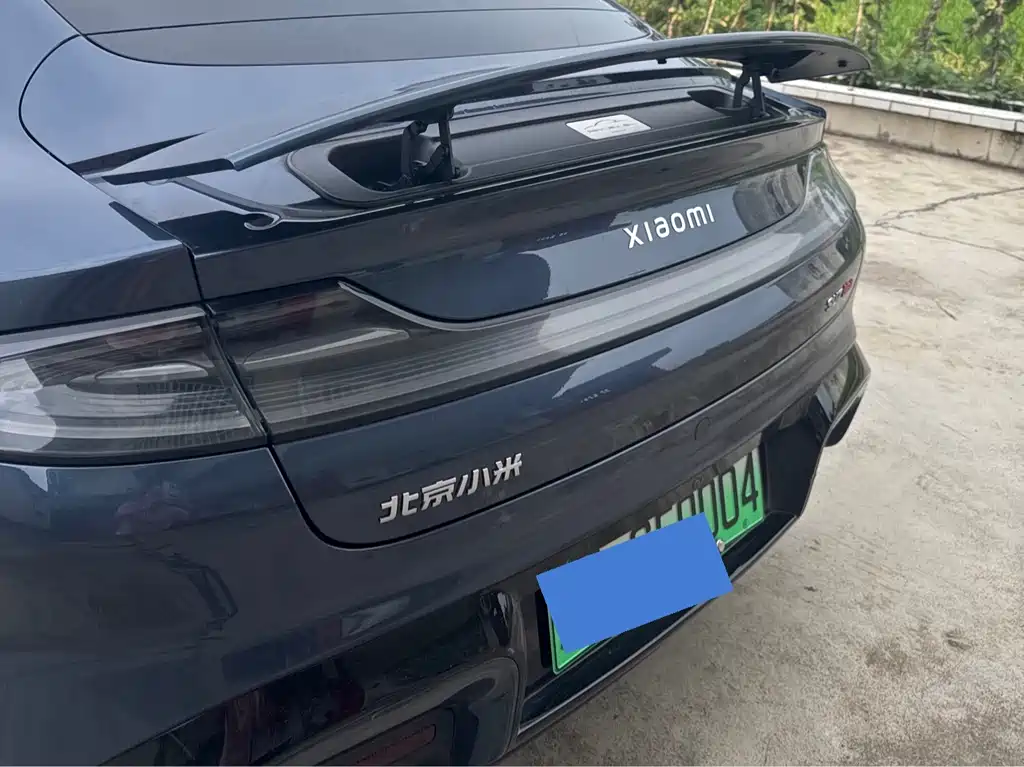 Xiaomi SU7 2024
