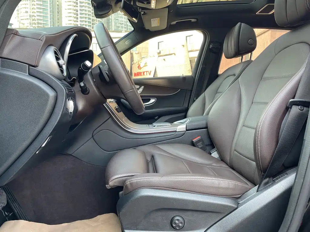 Mercedes-Benz GLC 2022