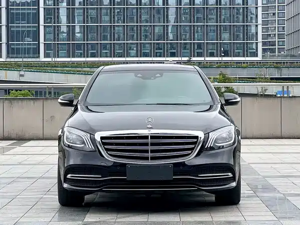 Mercedes-Benz S-Class 2020