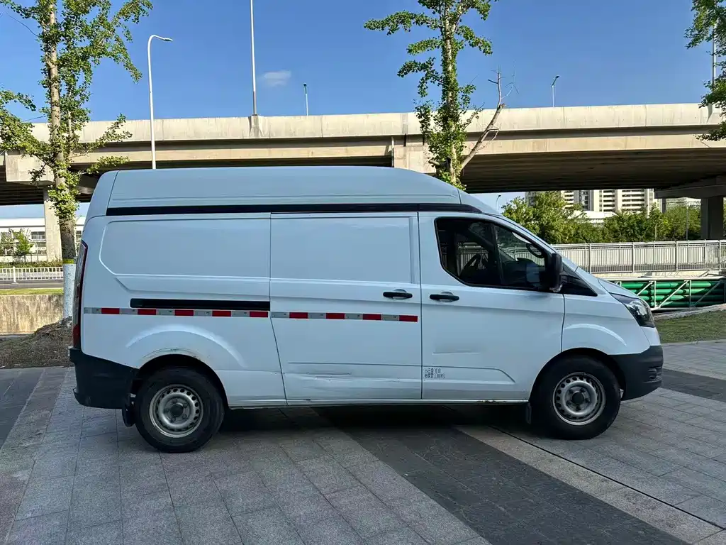 Ford Transit 2021 — фото 14