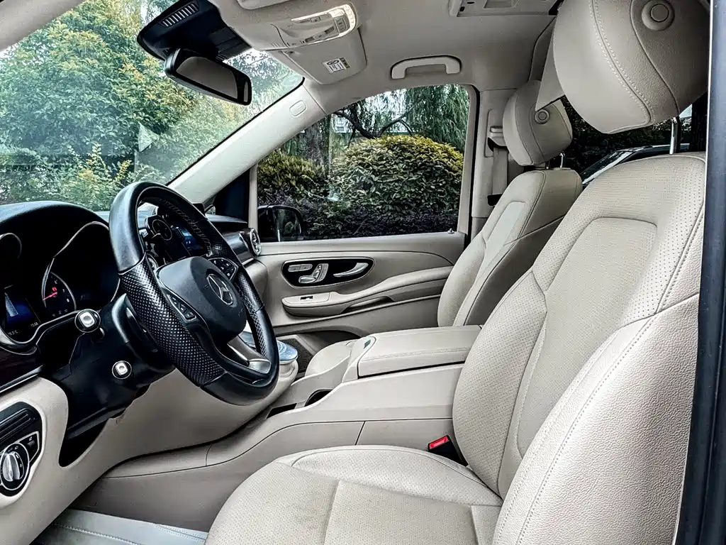 Mercedes-Benz V-Class 2021