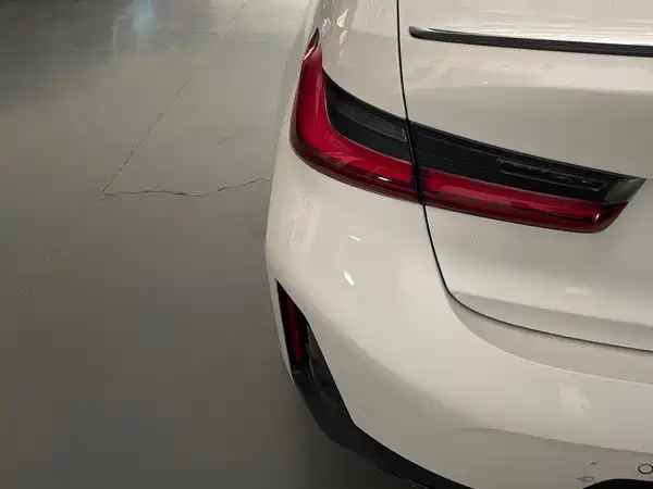 BMW 3 Series 2024