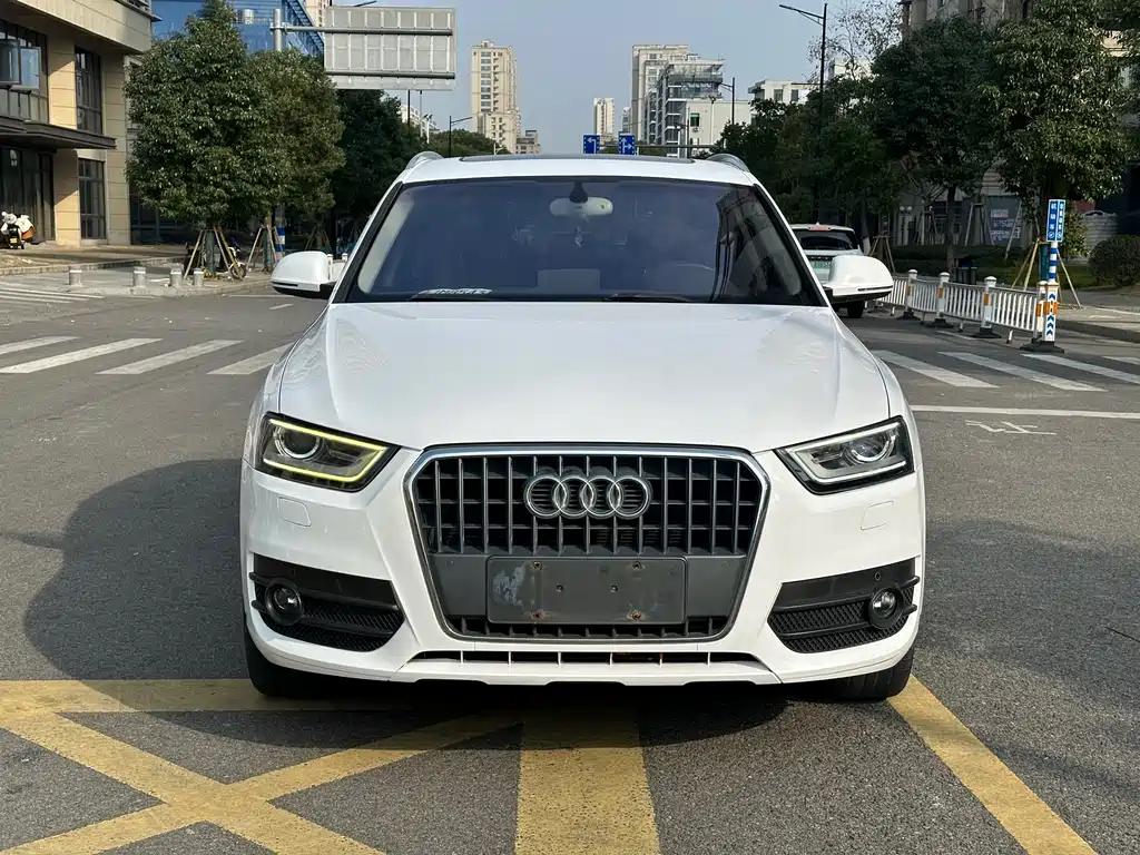 Audi Q3 2015