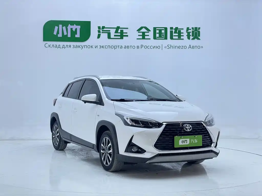 Toyota Yaris L 2023