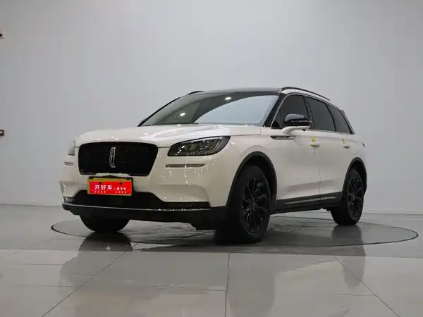 Lincoln Corsair 2021