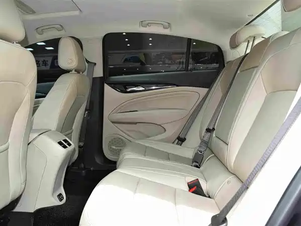 Buick Regal 2021