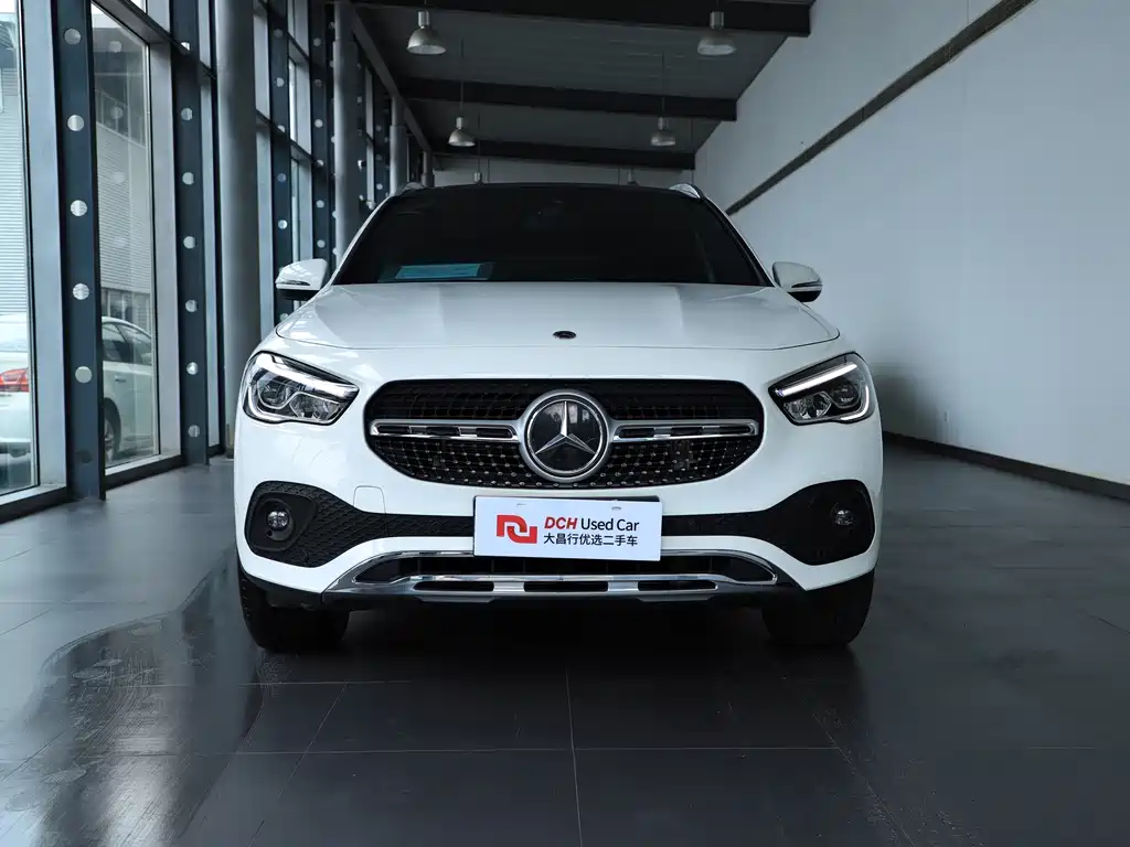 Mercedes-Benz GLA 2024 — фото 3
