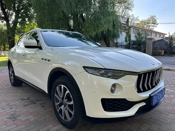 Maserati Levante 2016