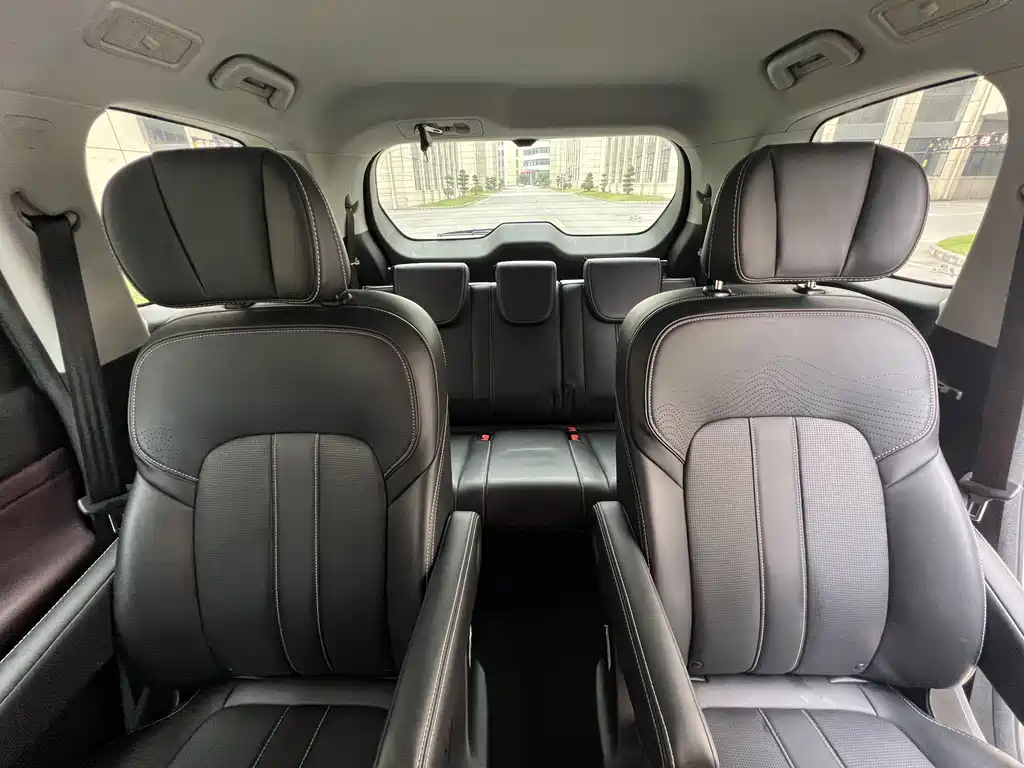 GAC Motor Trumpchi M6 2025 — фото 12