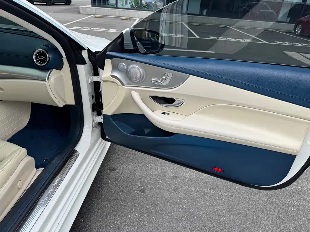 Mercedes-Benz E-Class 2020 — фото 9