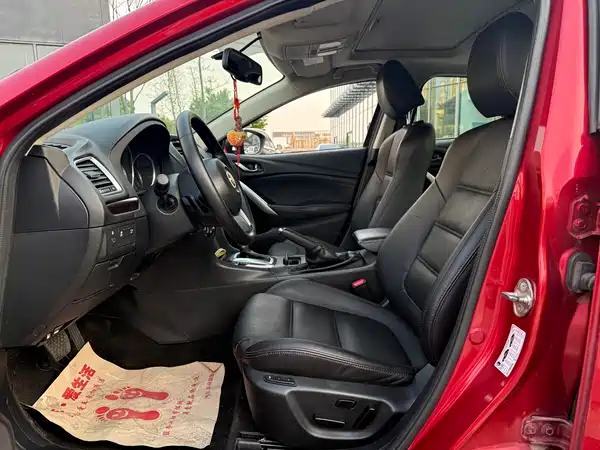 Mazda Atenza 2015