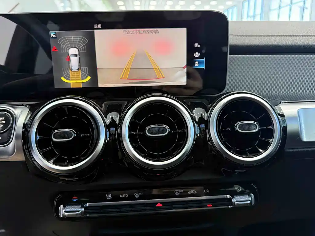 Mercedes-Benz GLB 2020 — фото 11