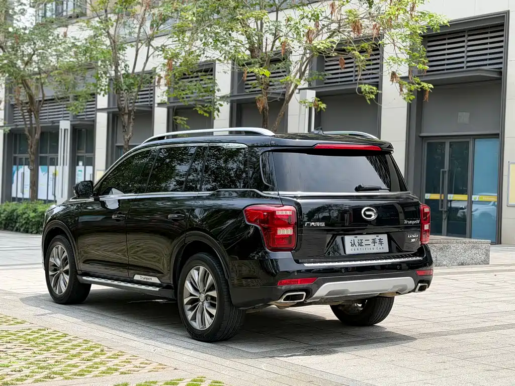 GAC Motor Trumpchi GS8 2017 — фото 18