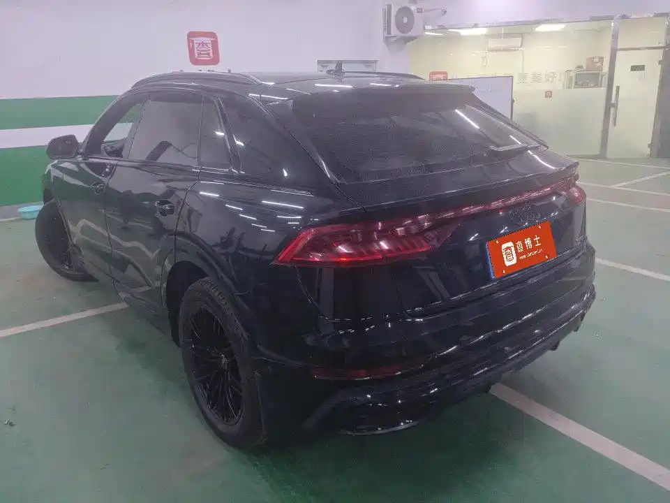 Audi Q8 2022
