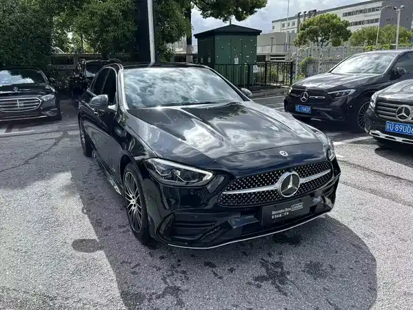 Mercedes-Benz C-Class 2024
