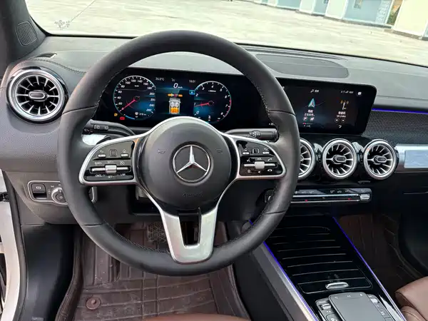 Mercedes-Benz GLB 2022