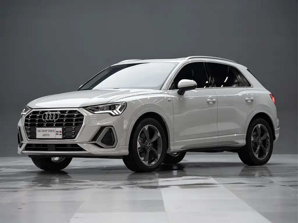 Audi Q3 2023 — фото 1