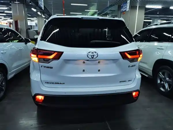 Toyota Highlander 2018