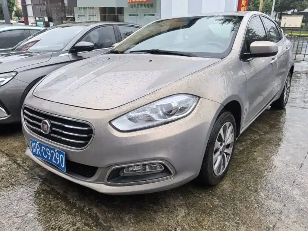 Fiat Viaggio 2014 — фото 1
