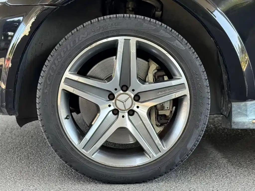 Mercedes-Benz M-Class AMG 2012 — фото 15