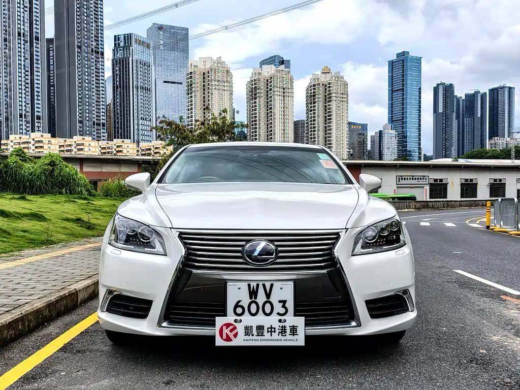 Lexus LS 2021 — фото 2
