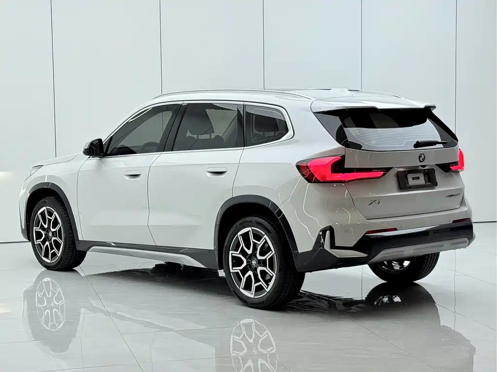 BMW X1 2024 — фото 13