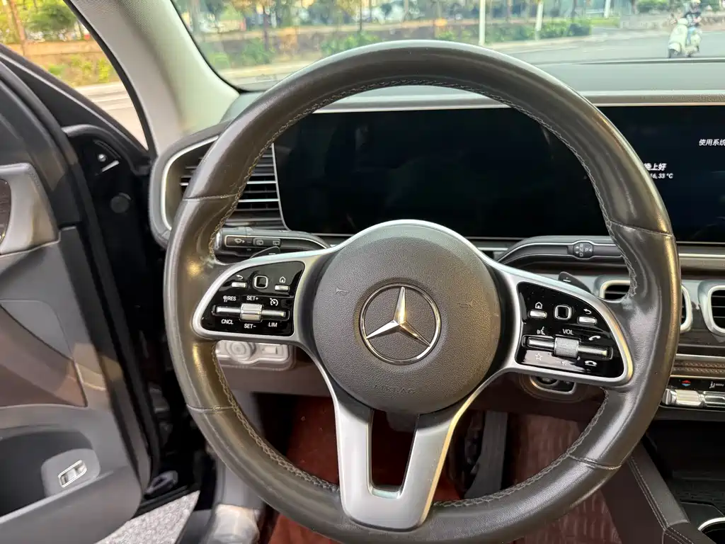 Mercedes-Benz GLS 2020 — фото 12