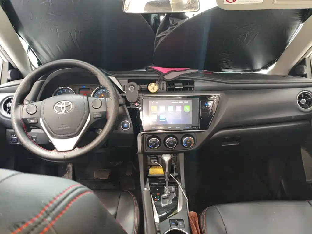 Toyota Corolla 2019 — фото 13