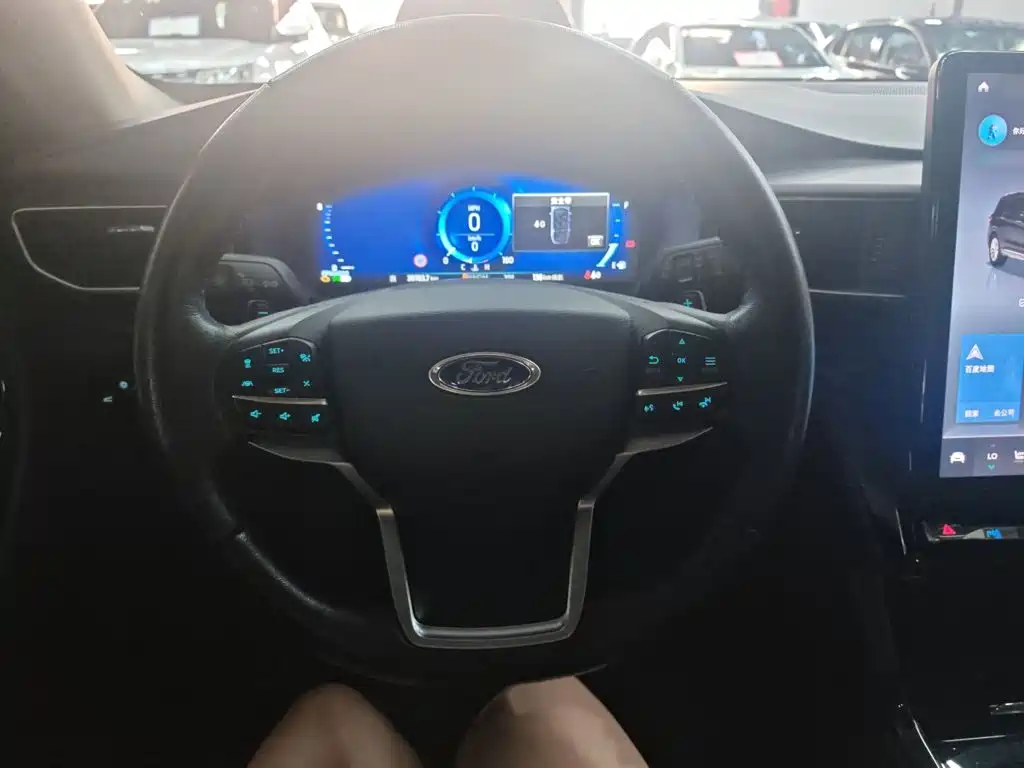 Ford Explorer 2021 — фото 11
