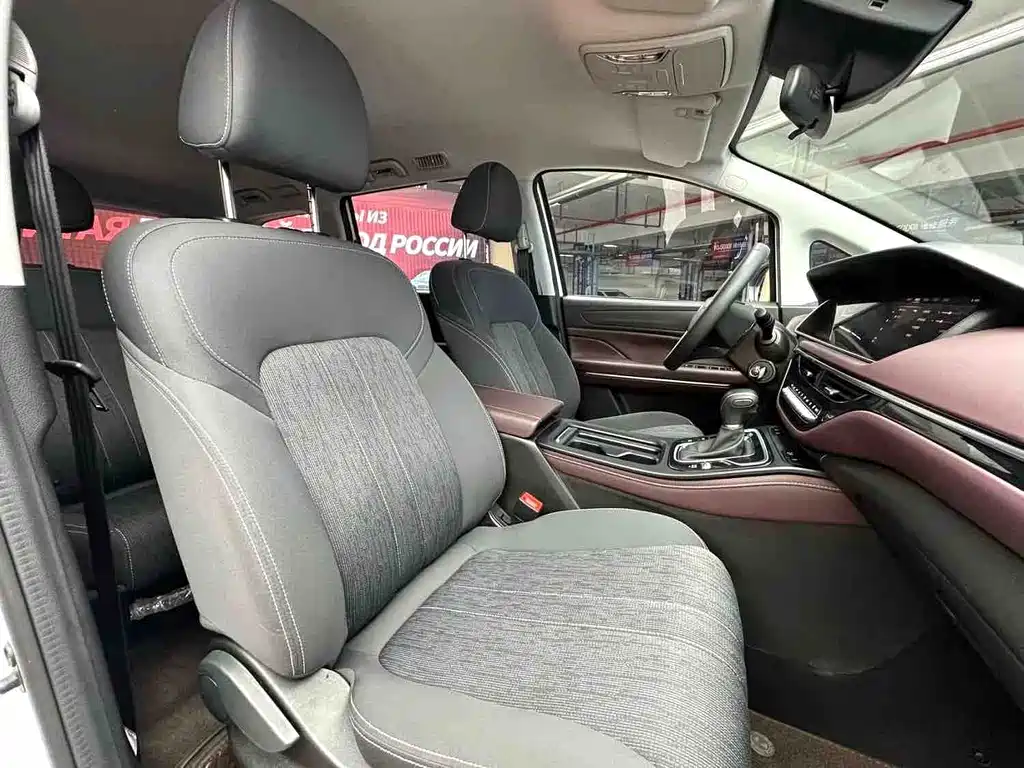 GAC Trumpchi M6 2023 — фото 15