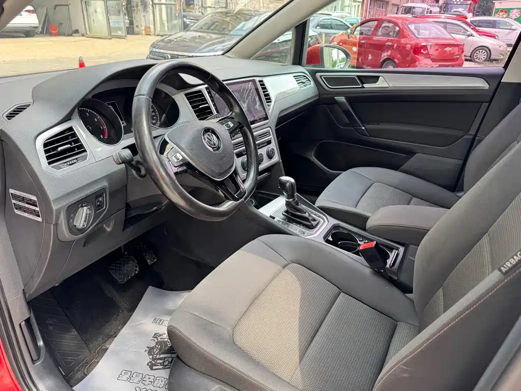 Volkswagen Golf Jialu 2016 — фото 4