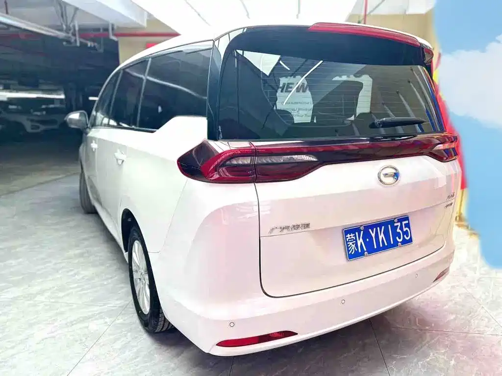 GAC Trumpchi M6 2023 — фото 4