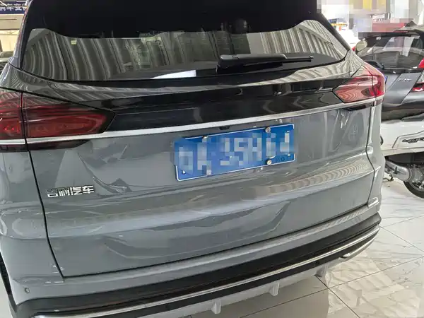 Geely Boyue 2022