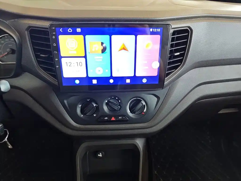 Wuling Hongguang V 2019 — фото 13