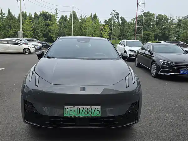 Lynk & Co Z20 2024