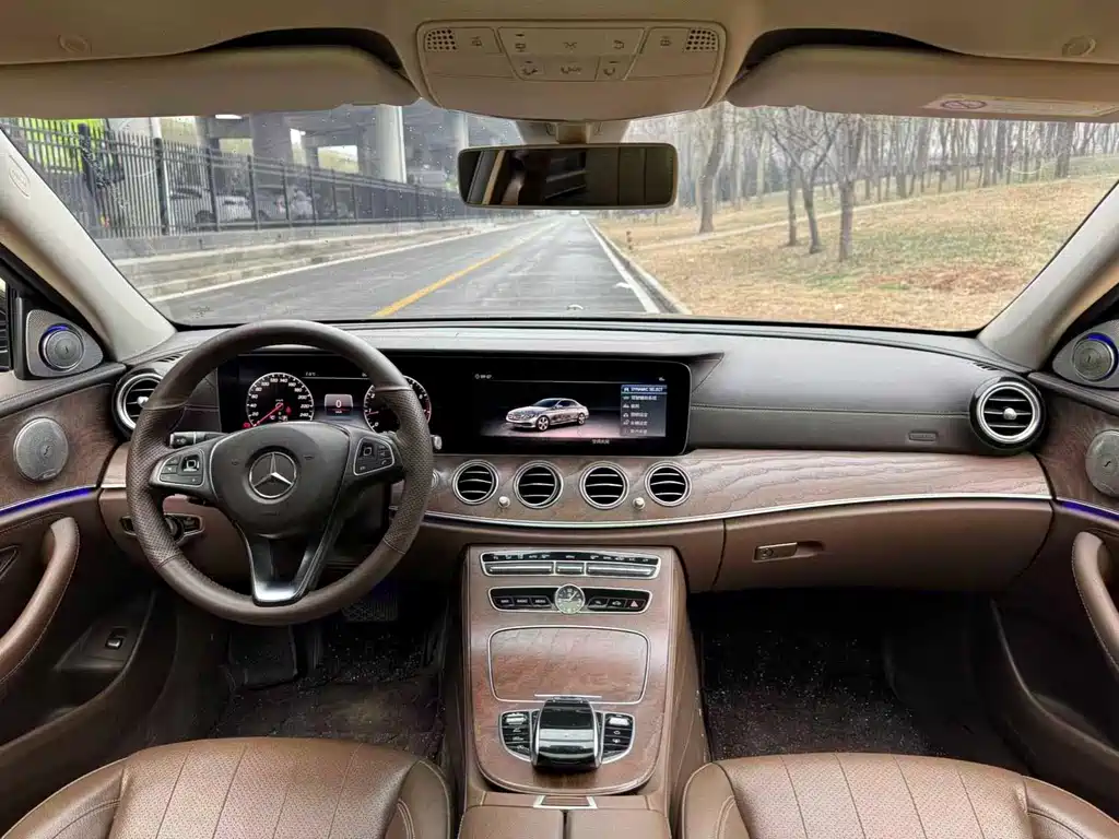Mercedes-Benz E-Class 2018 — фото 8