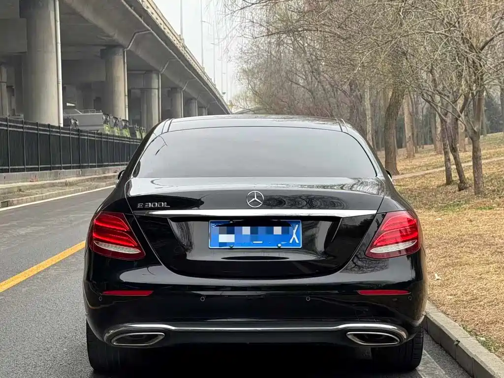 Mercedes-Benz E-Class 2018 — фото 5