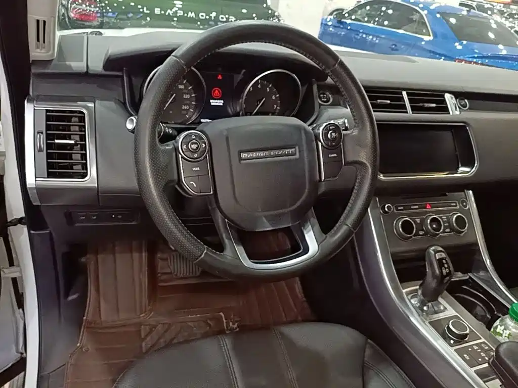 Land Rover Range Rover Sport 2017 — фото 11