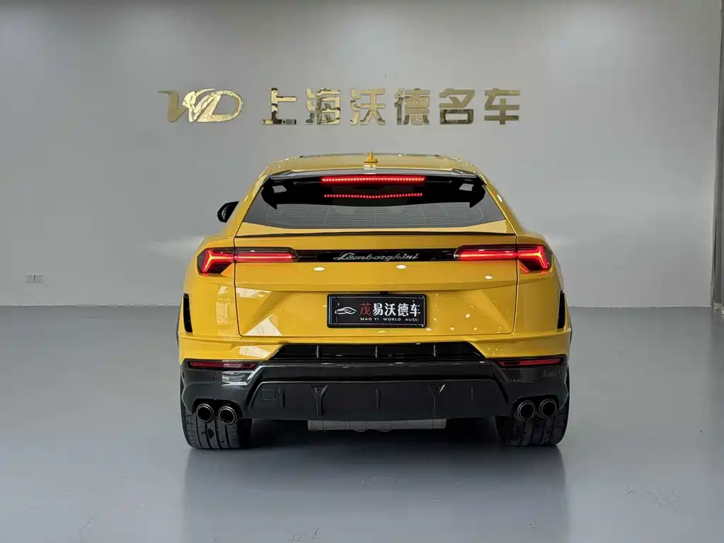 Lamborghini Urus 2023 — фото 5