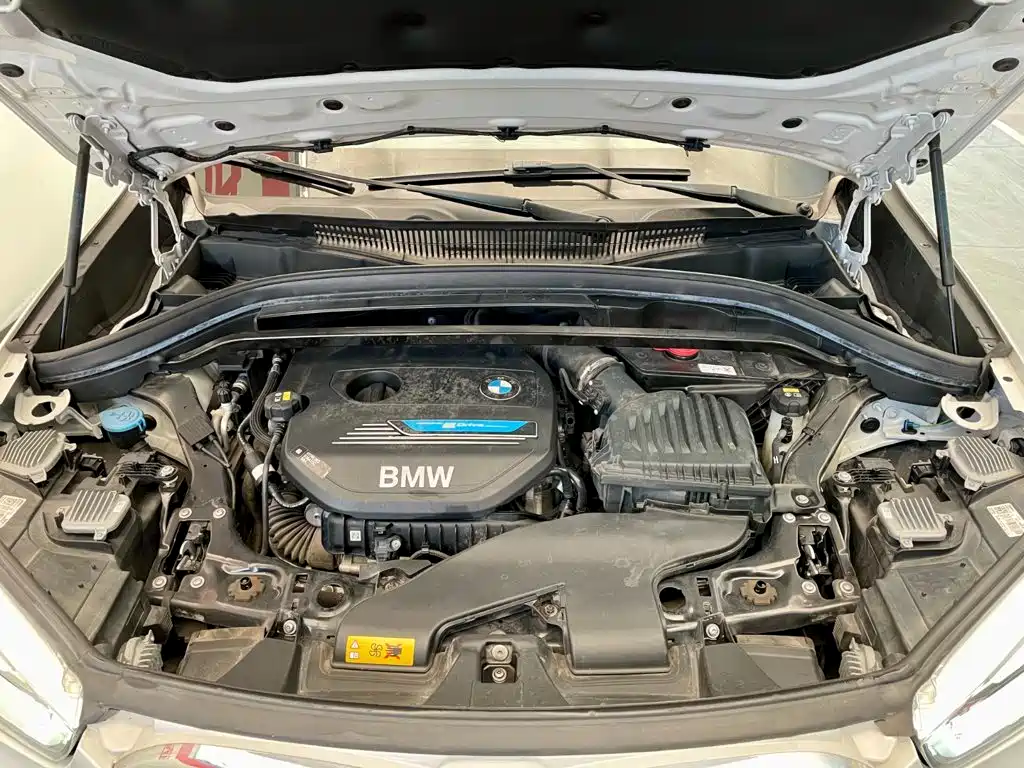 BMW X1 New Energy 2018 — фото 19