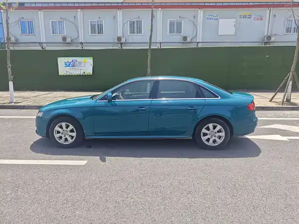 Audi A4L 2010