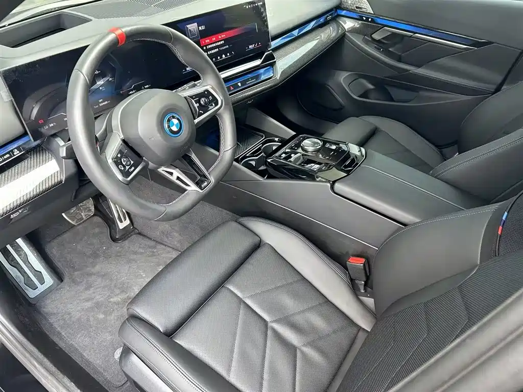 BMW i5 M60 2026 — фото 11