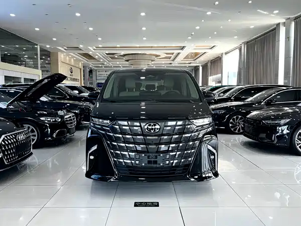Toyota Alphard 2025